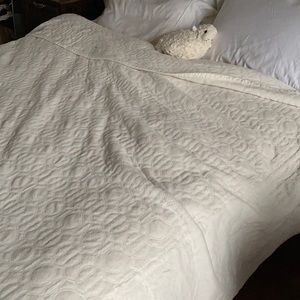 πSoft bed spreadπ